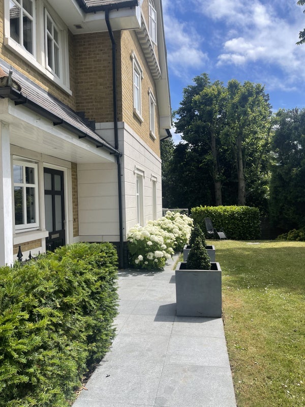 Room St Annes Mews in Greater London