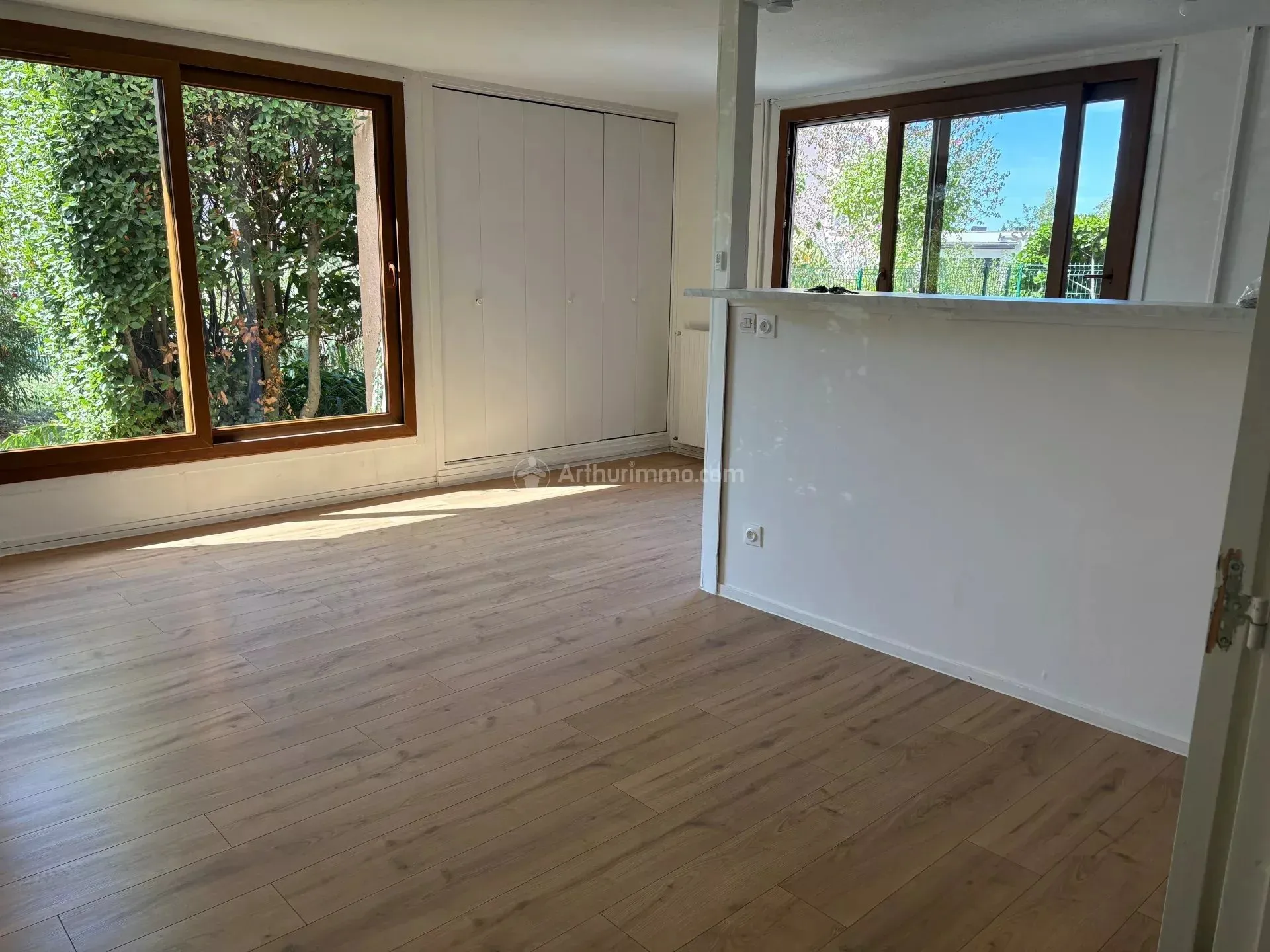 Appartement Avenue Édouard Herriot à Décines-Charpieu