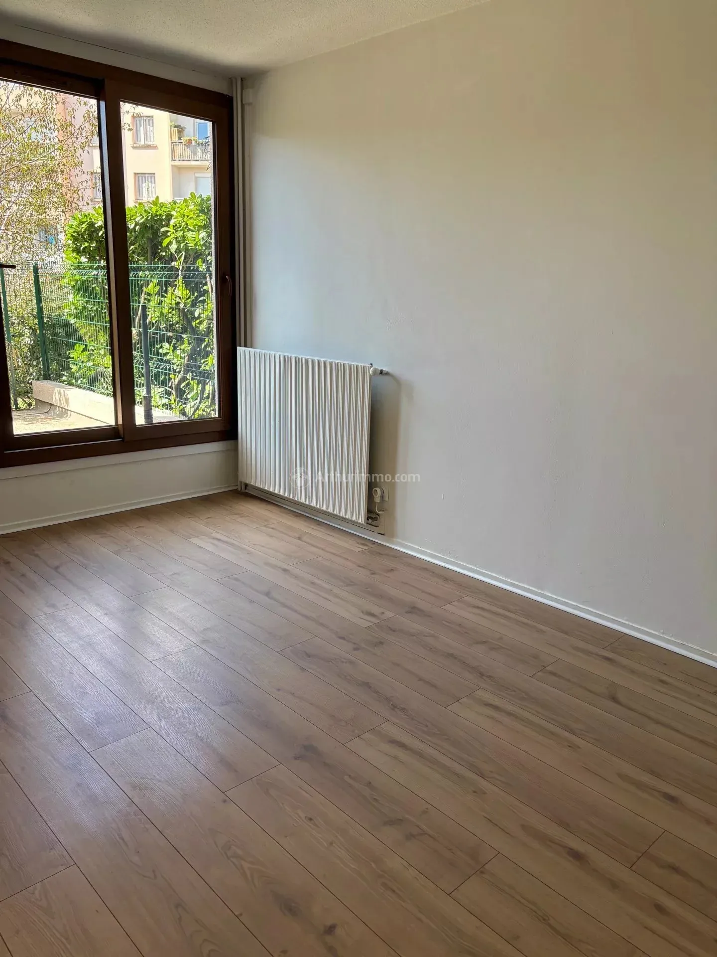 Appartement Avenue Édouard Herriot à Décines-Charpieu