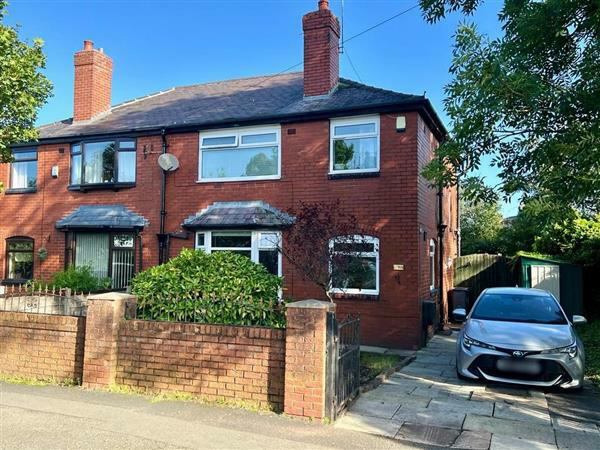 Room Nuthurst Road in Manchester
