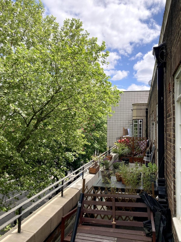 Room Haverstock Hill in Greater London