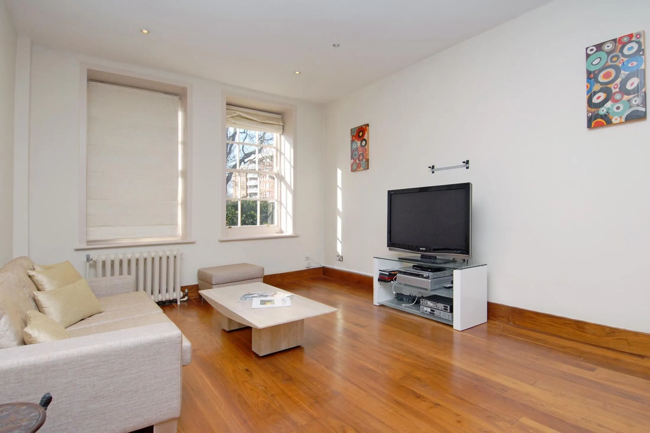 Flat Lisson Grove in City of Westminster