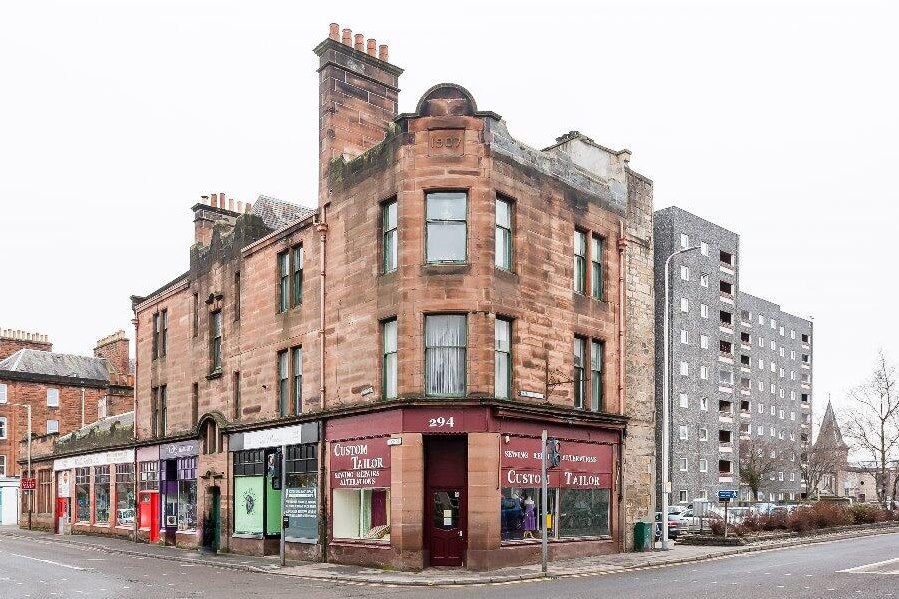 Flat High Street in Perth