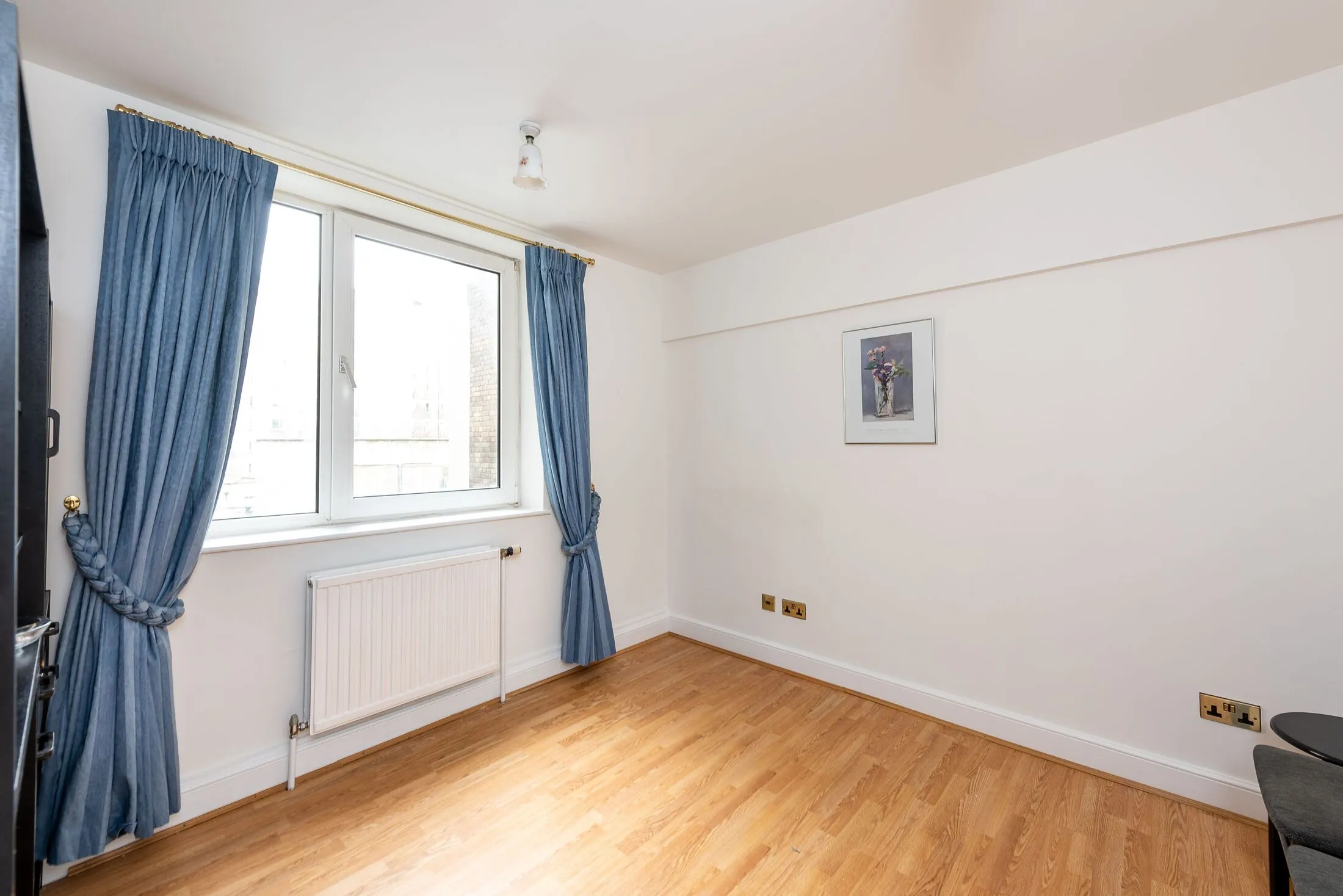 Flat Elystan Street in Greater London