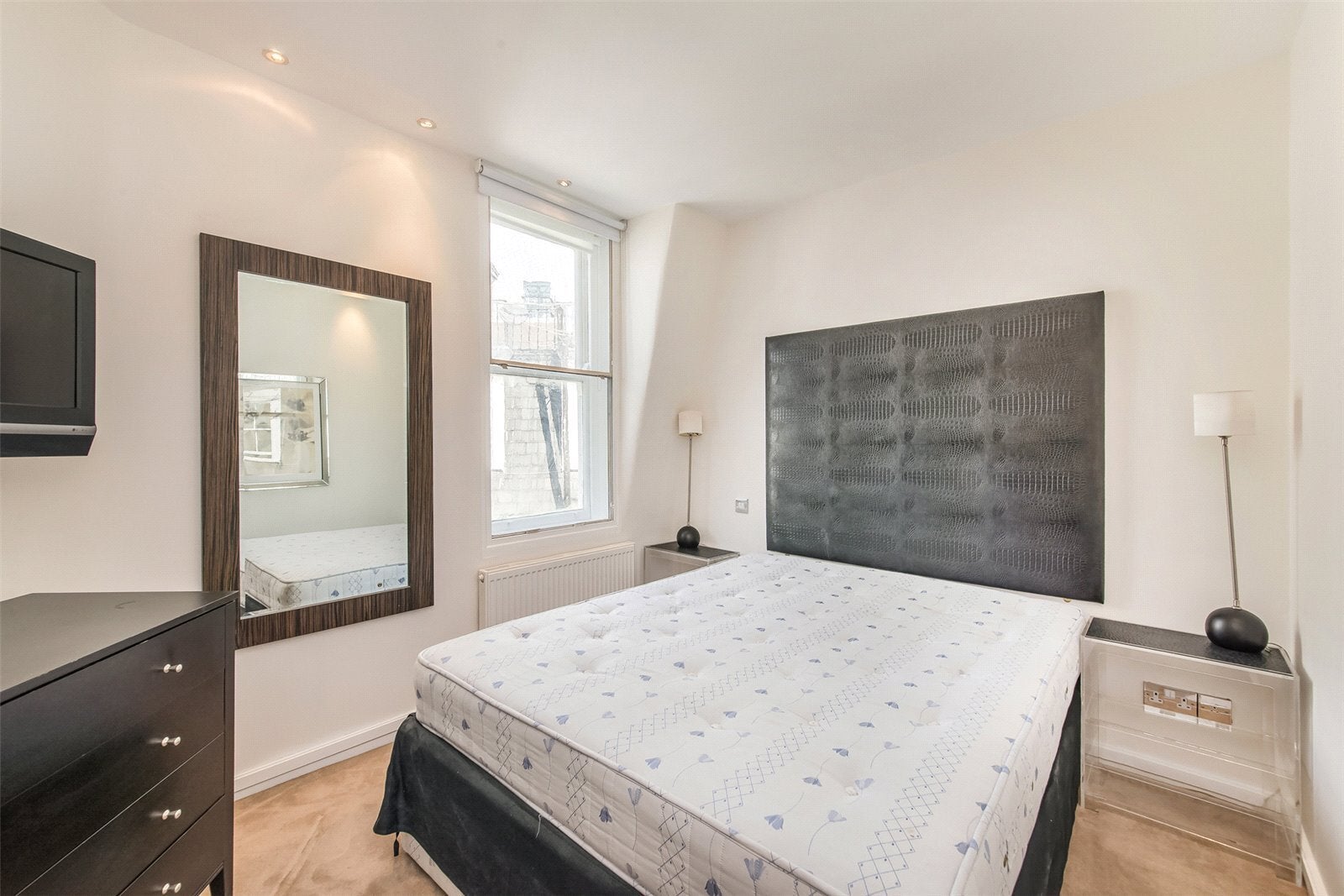 Flat Knightsbridge in City of Westminster