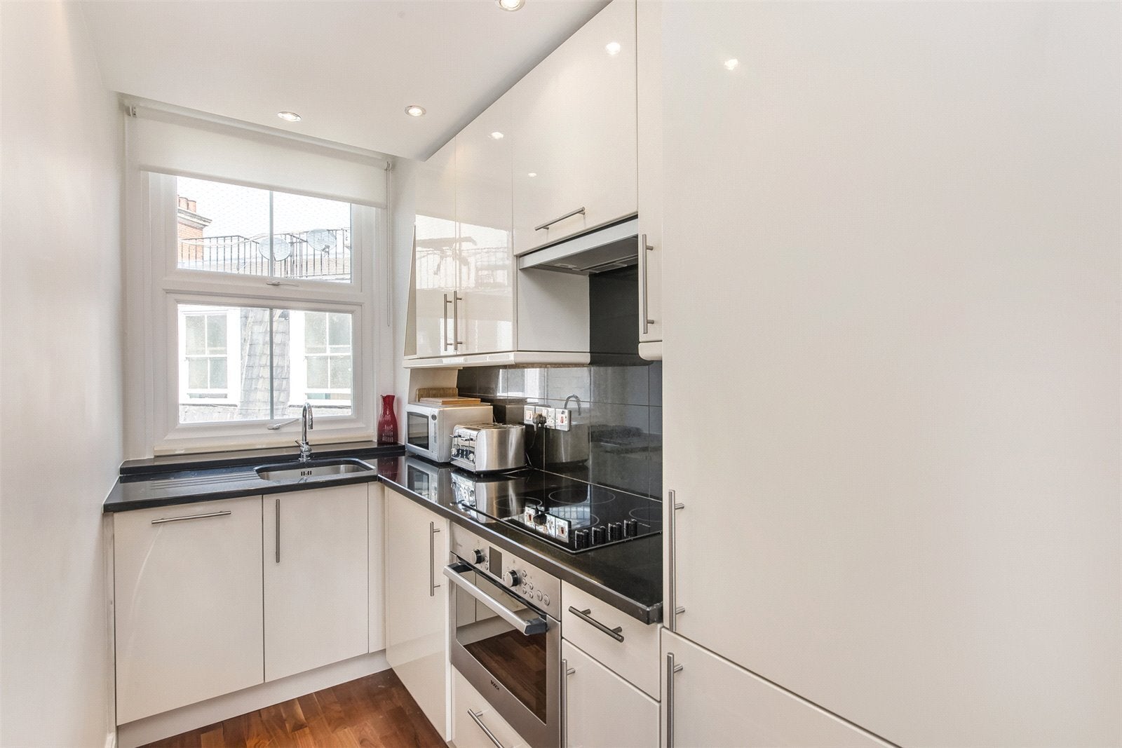 Flat Knightsbridge in City of Westminster