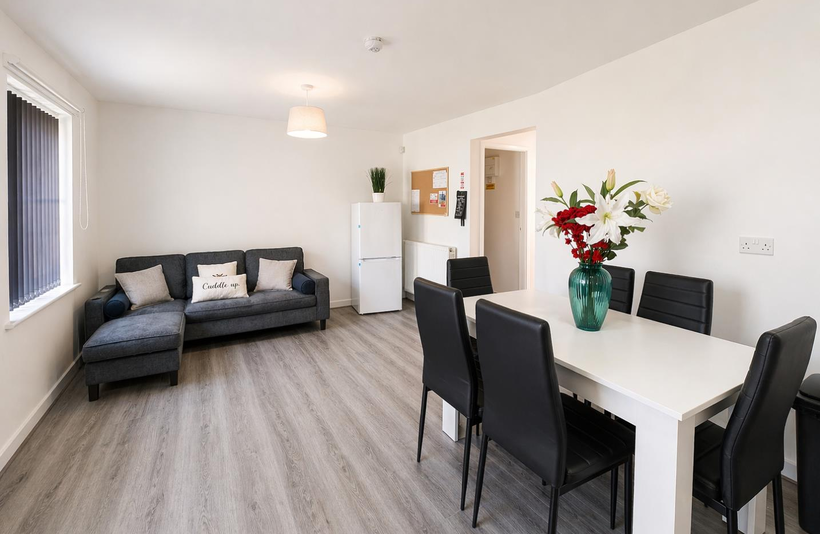 Room Langton Close in Sunderland