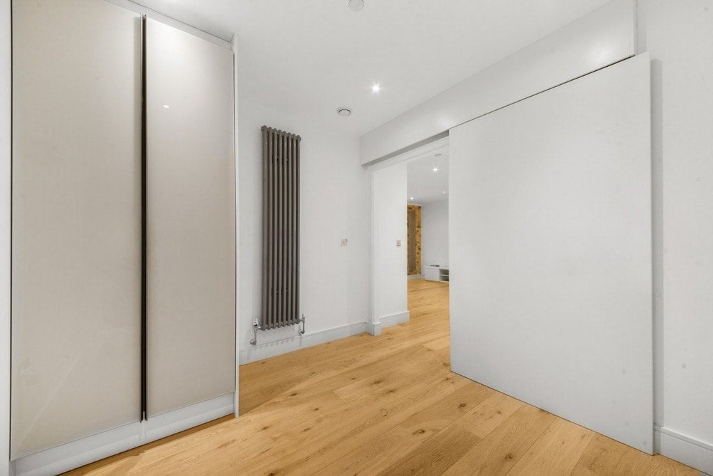 Flat Carlow Street in Greater London