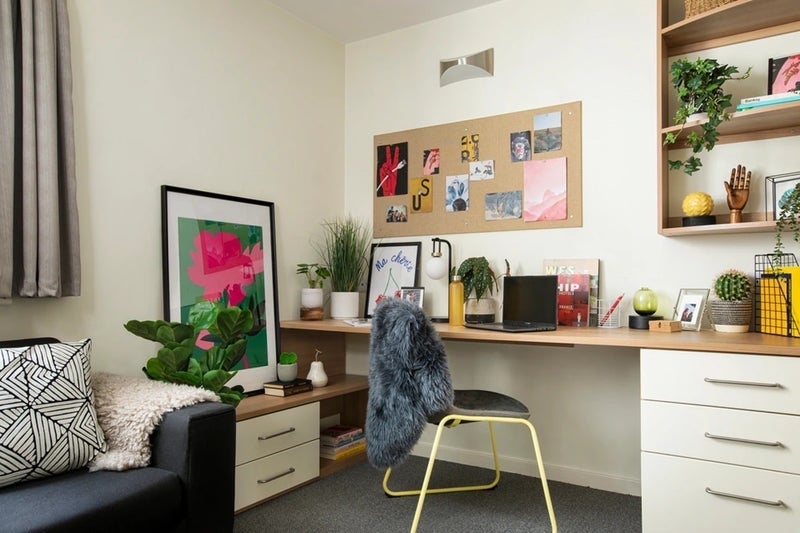 Room Pocock Street in Greater London