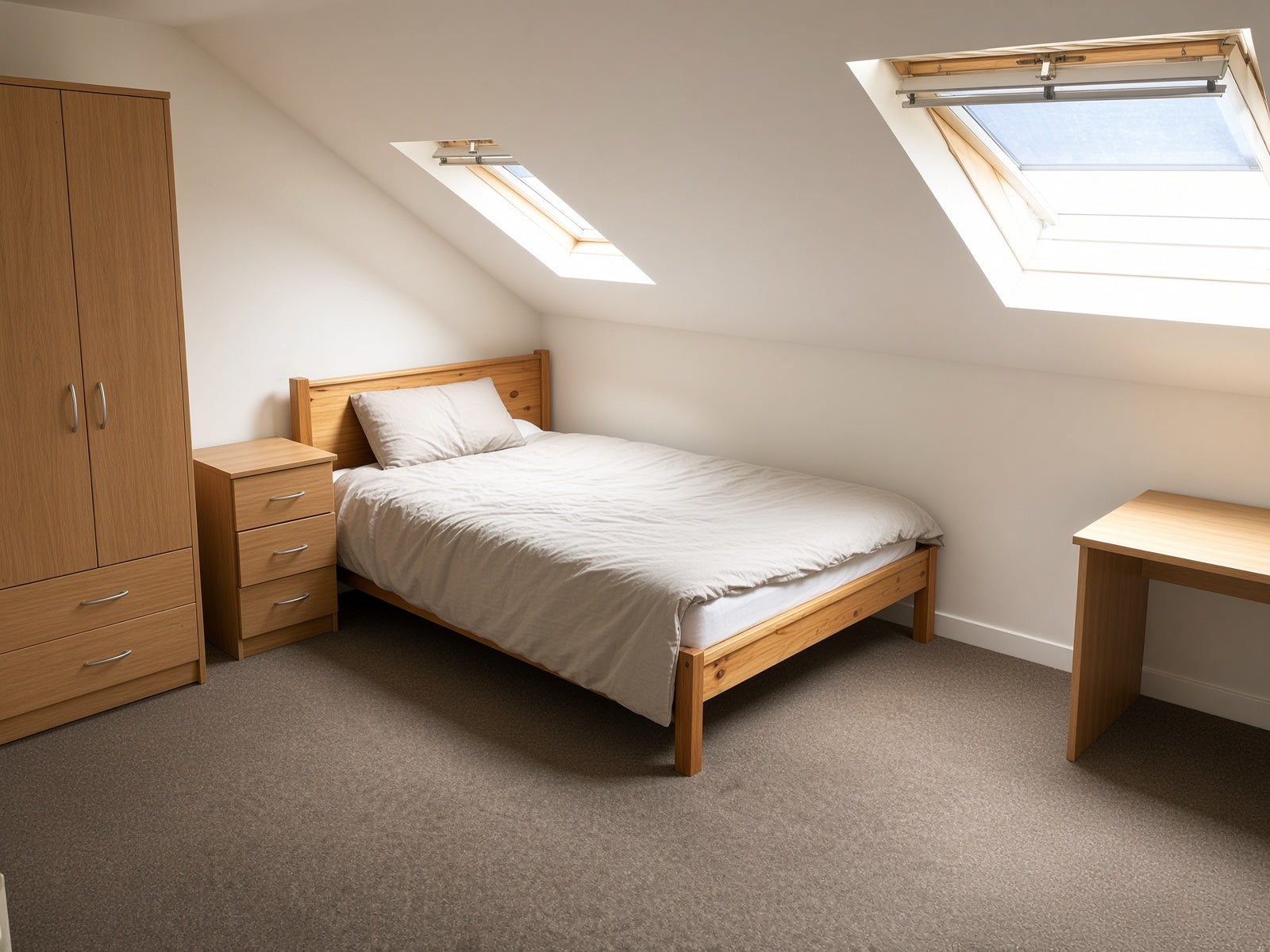 Room Teignmouth Road in Birmingham