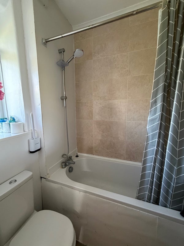 Room Lilford Road in Greater London