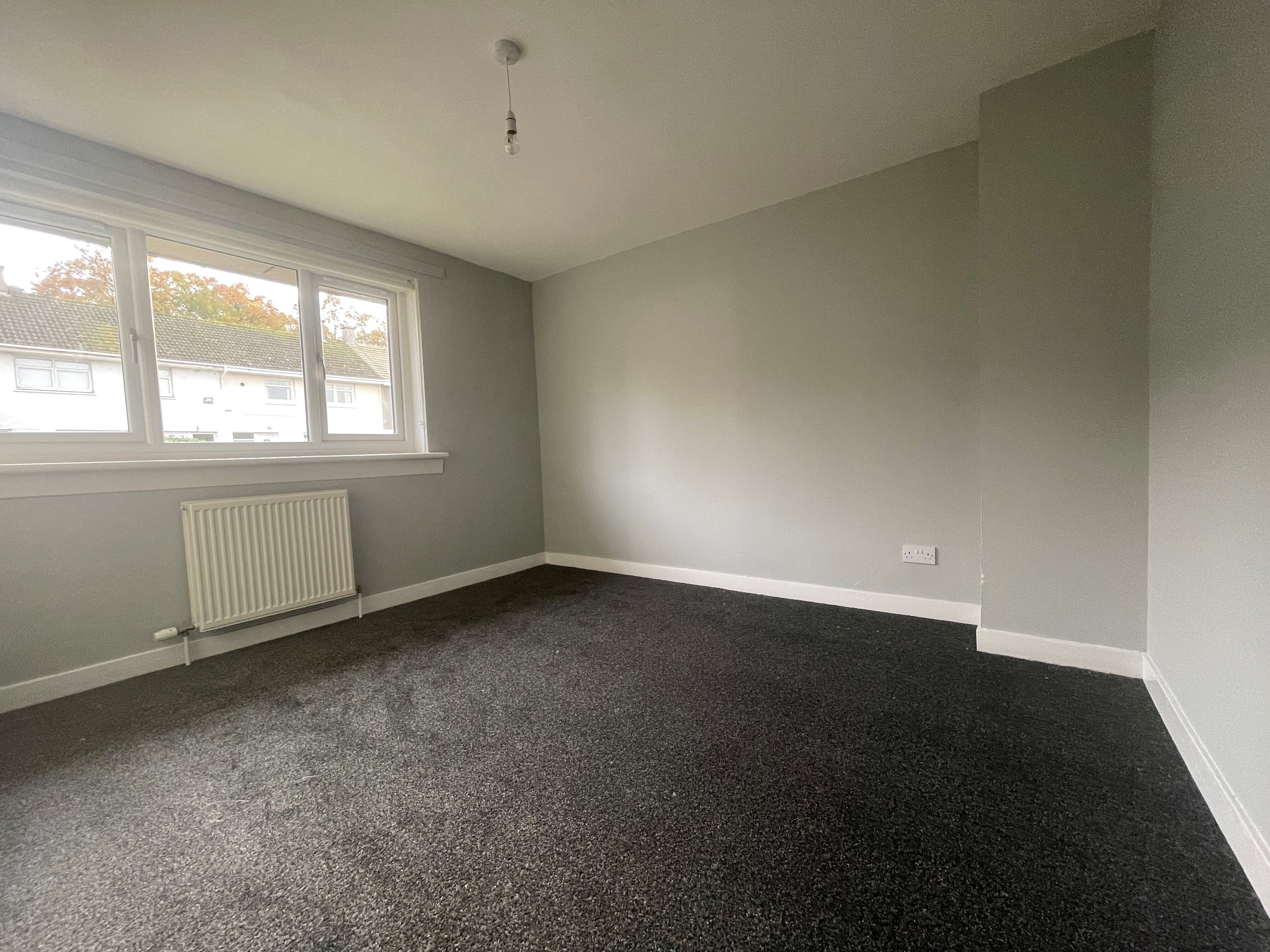 Flat Elphinstone Crescent in East Kilbride