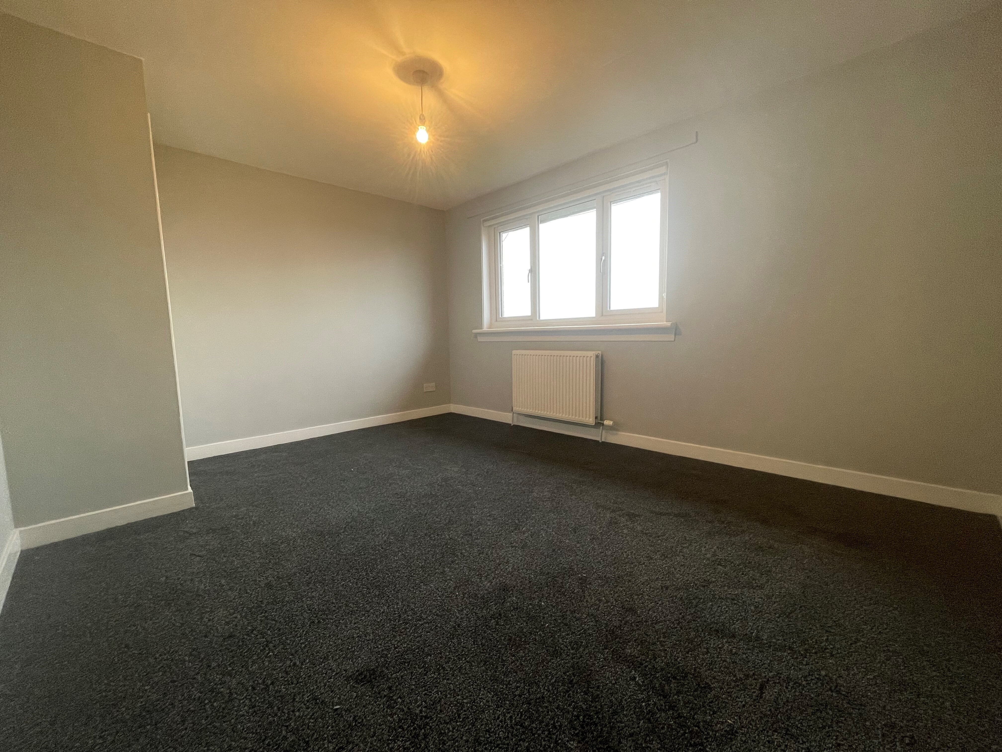 Flat Elphinstone Crescent in East Kilbride