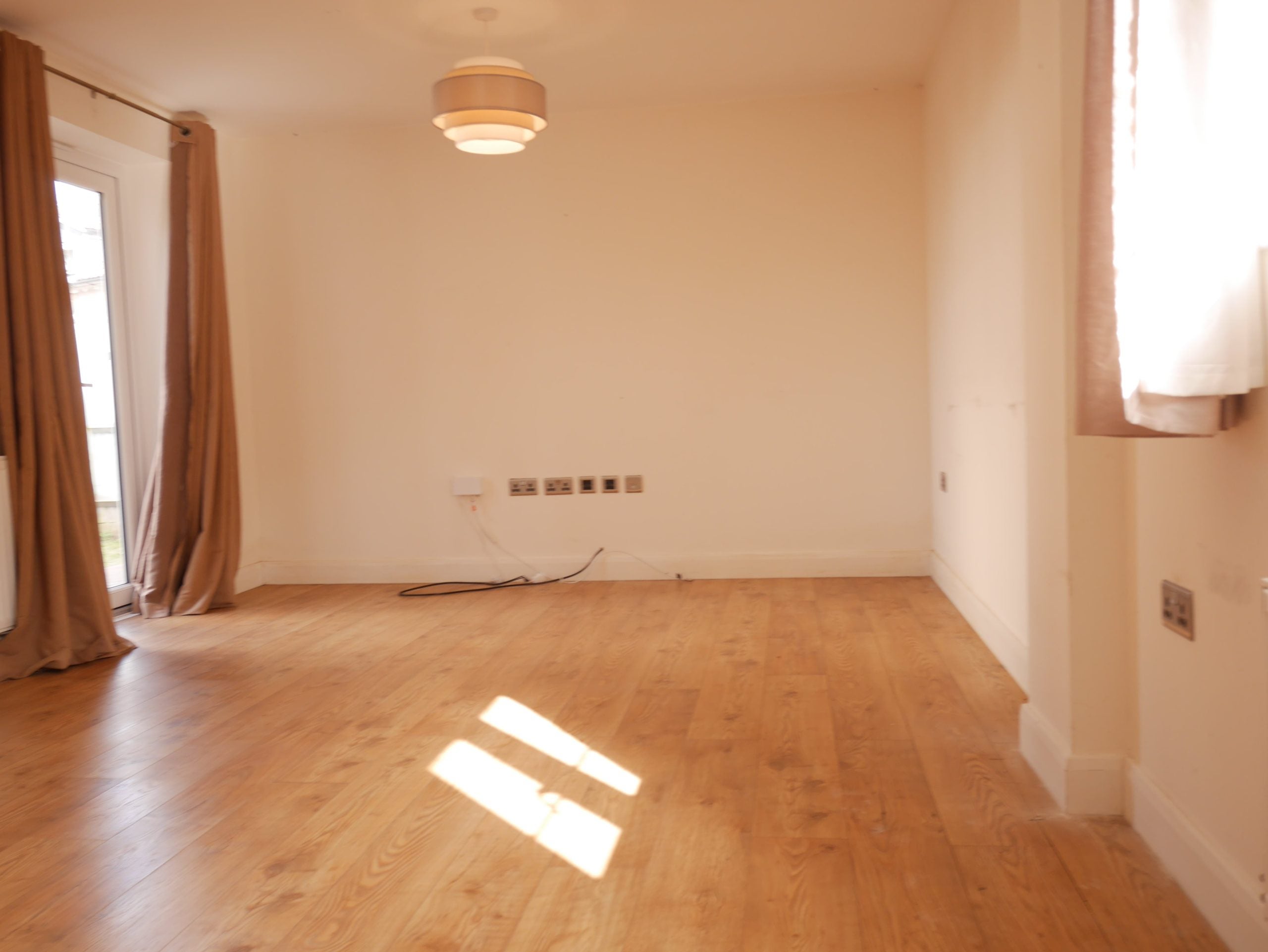 House Farm Close in Westbury