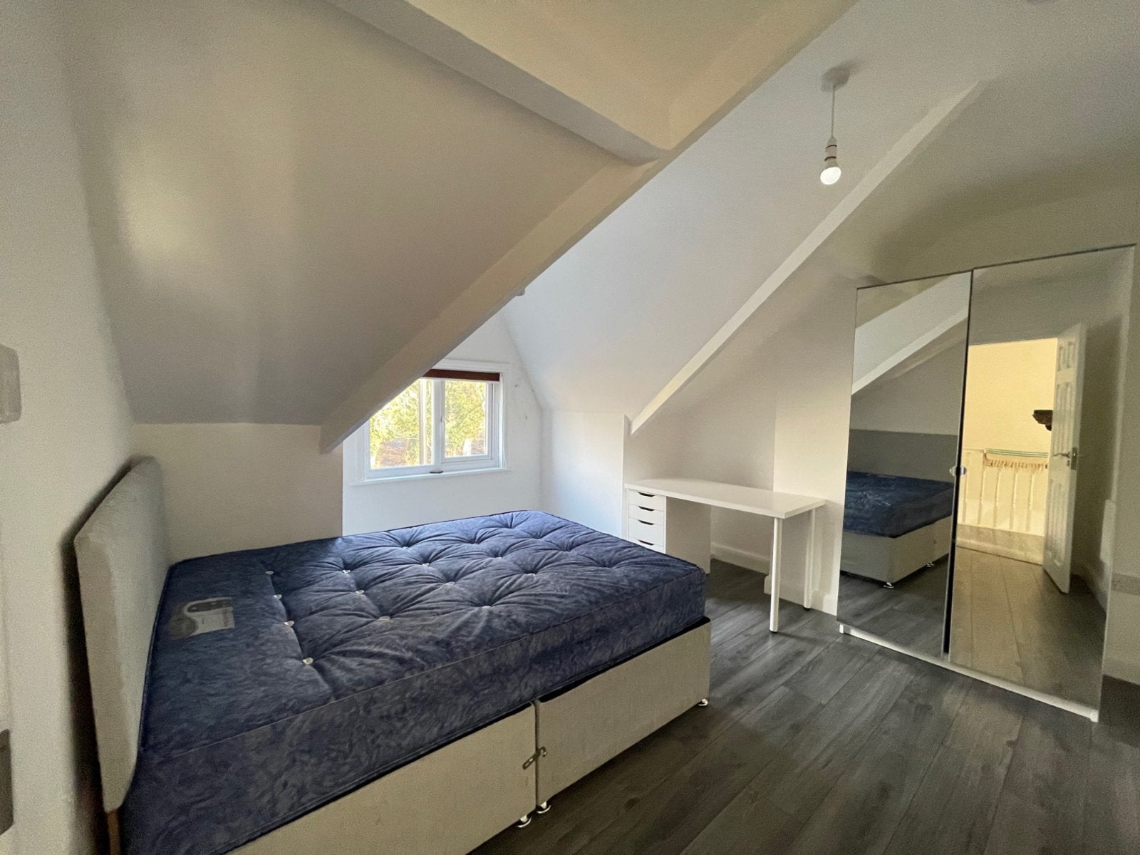 Flat Back Manor Terrace in Leeds