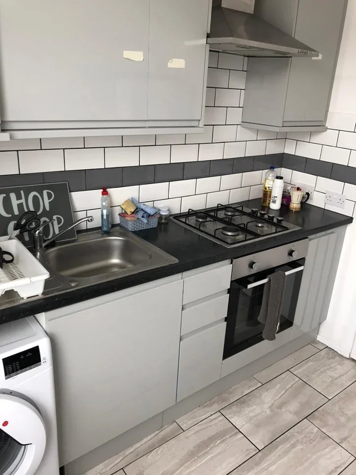 Room Arngask Road in Greater London