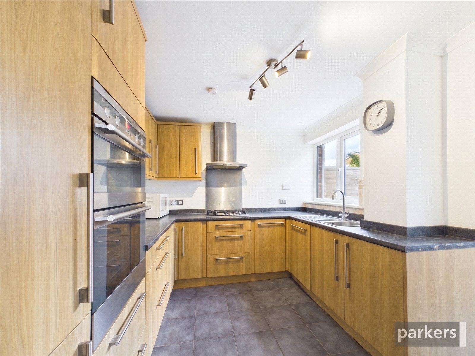 House Kingsway in Reading