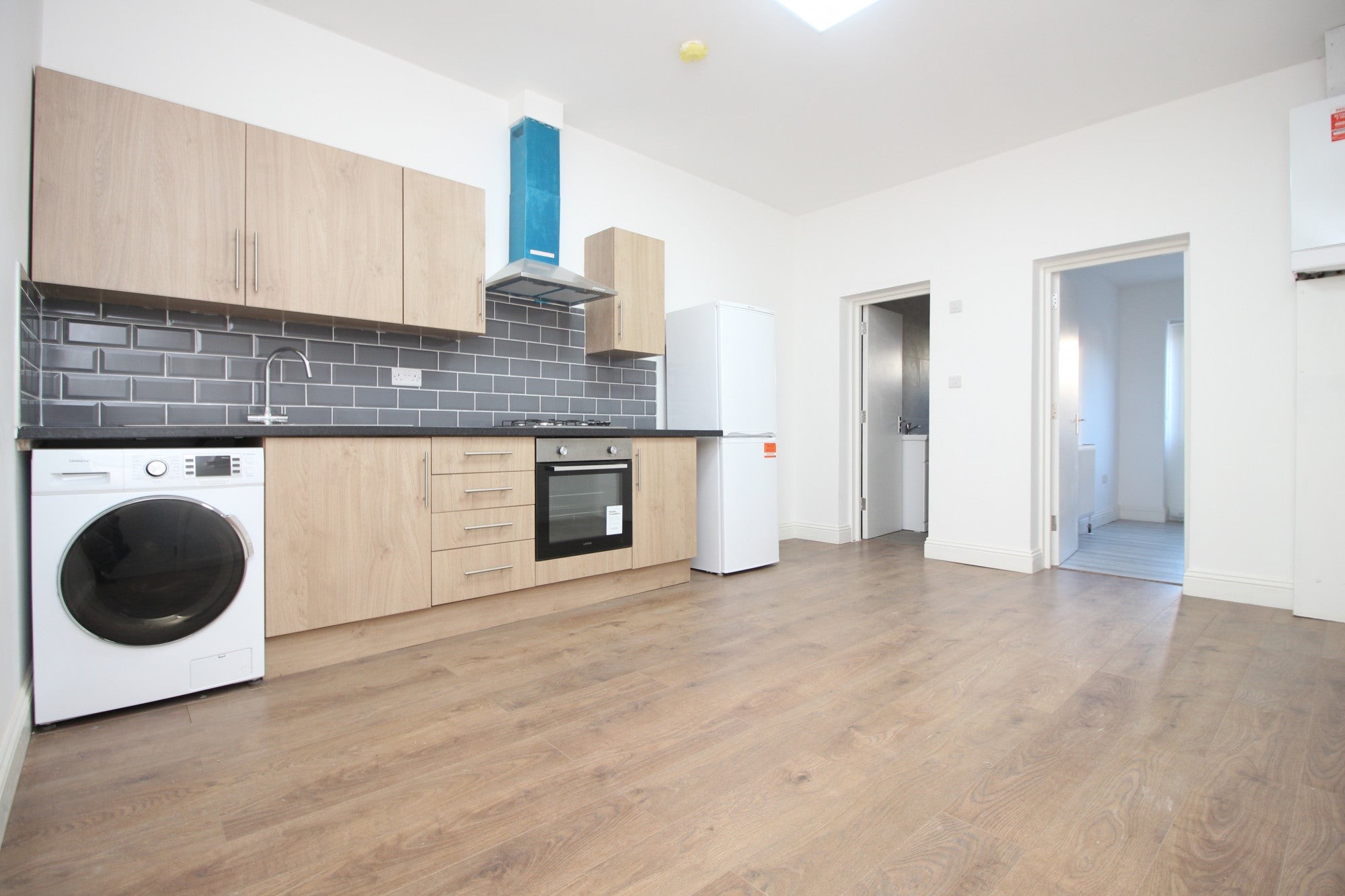 Flat Selborne Road in Greater London
