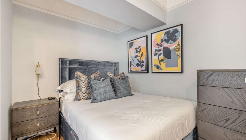 Flat Fulham Road in Greater London