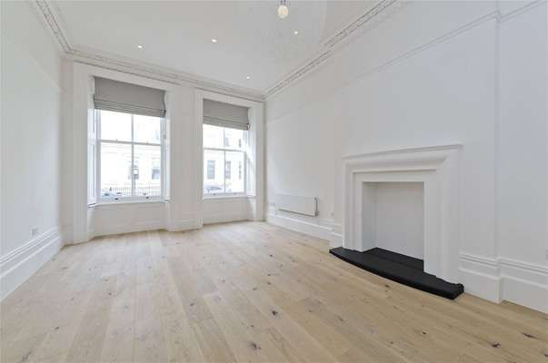 Flat Lancaster Gate in City of Westminster