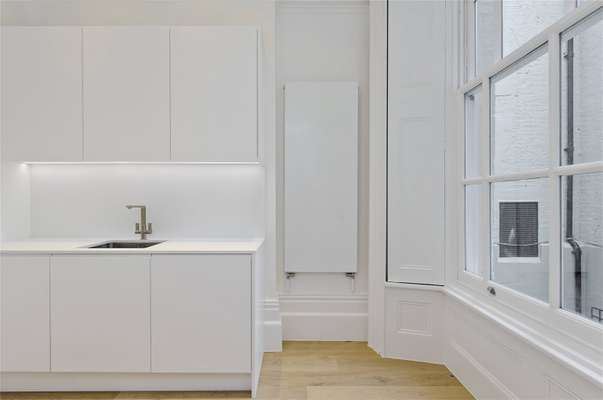 Flat Lancaster Gate in City of Westminster