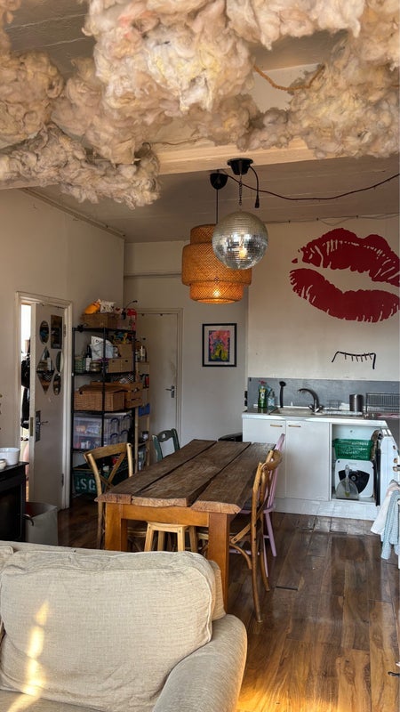 Room Pixley Street in Greater London