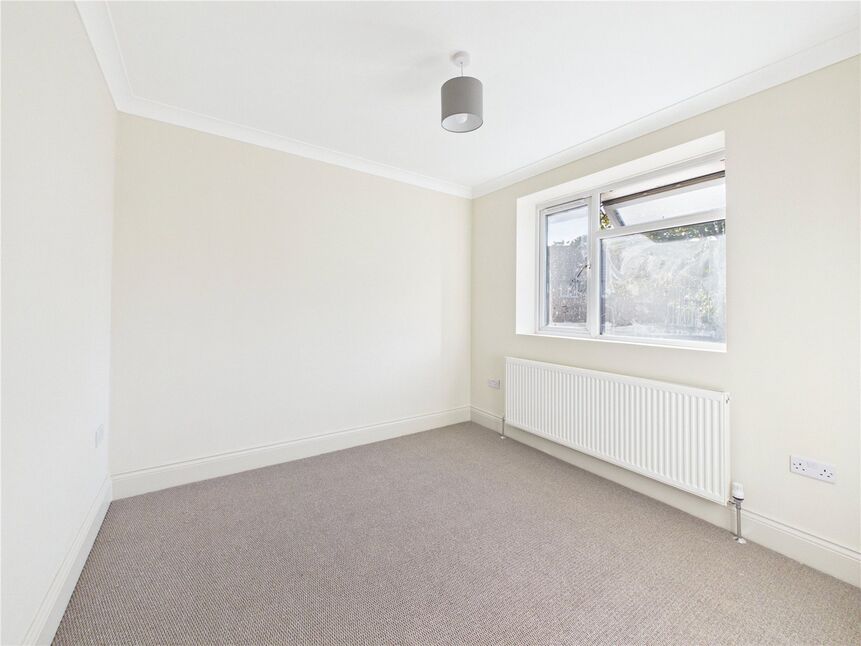 Flat Shernhall Street in Greater London
