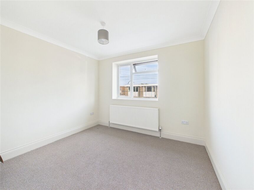 Flat Shernhall Street in Greater London