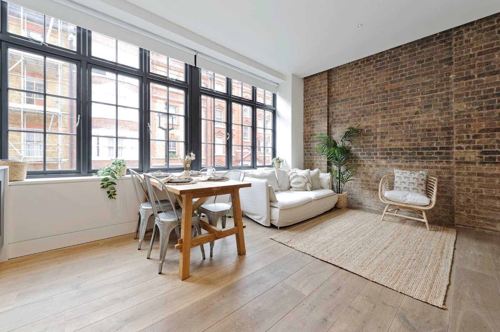 Flat Great Titchfield Street in City of Westminster