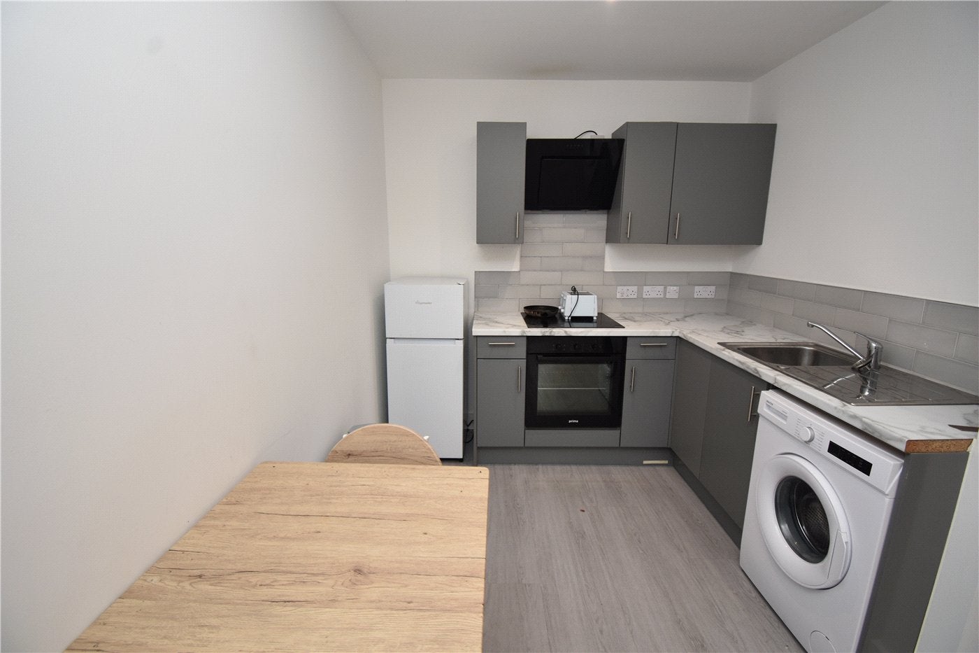 Flat New Chester Road in New Ferry