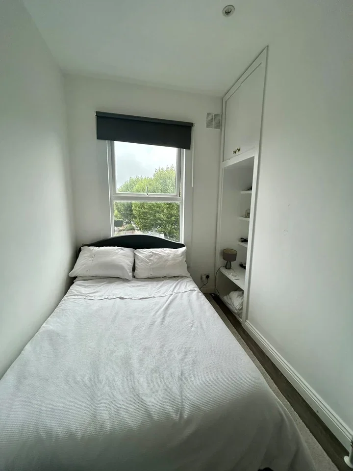 Flat Salusbury Road in Greater London