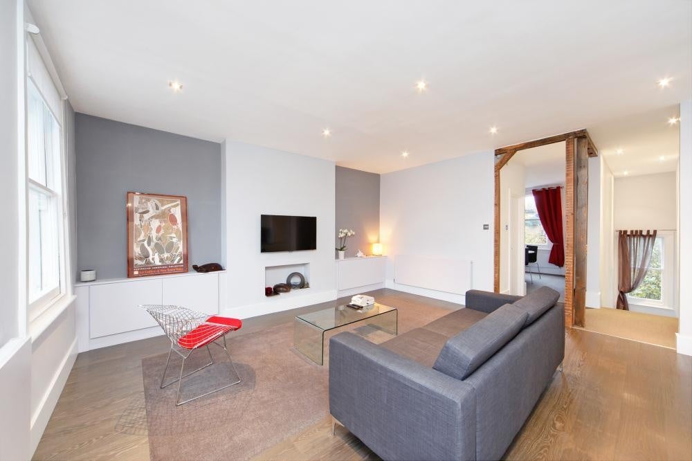 Flat Richmond Way in Greater London