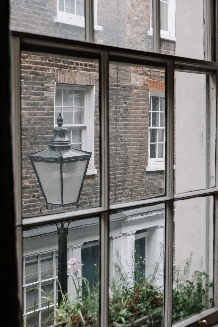Flat Charlotte Street in Greater London