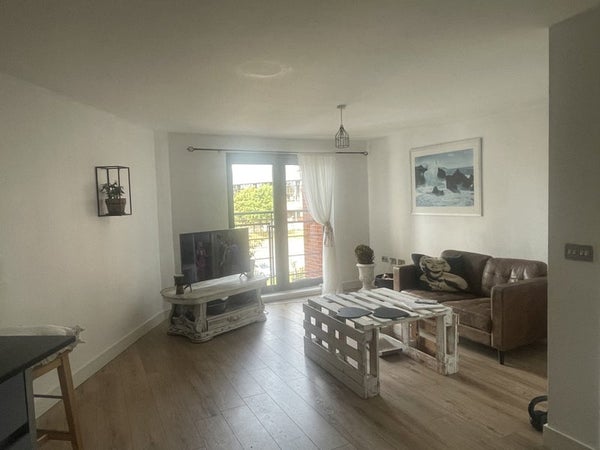Room Galleon Way in Cardiff