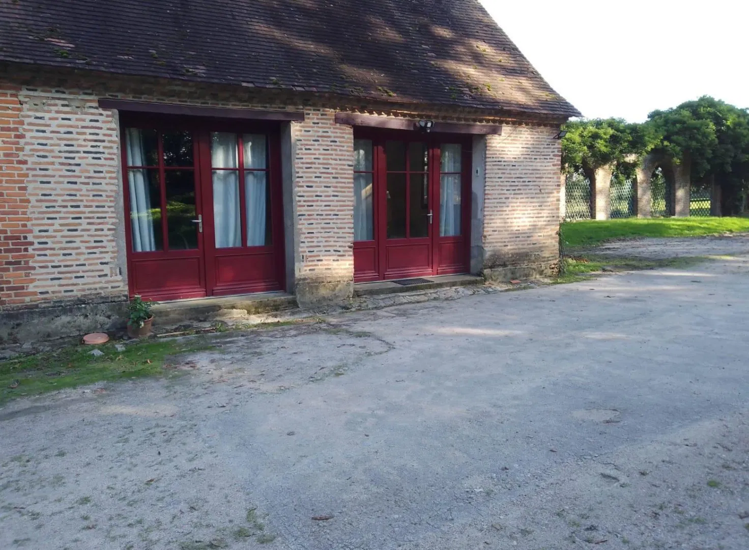 House Route de Paray-le-Frésil in Chevagnes