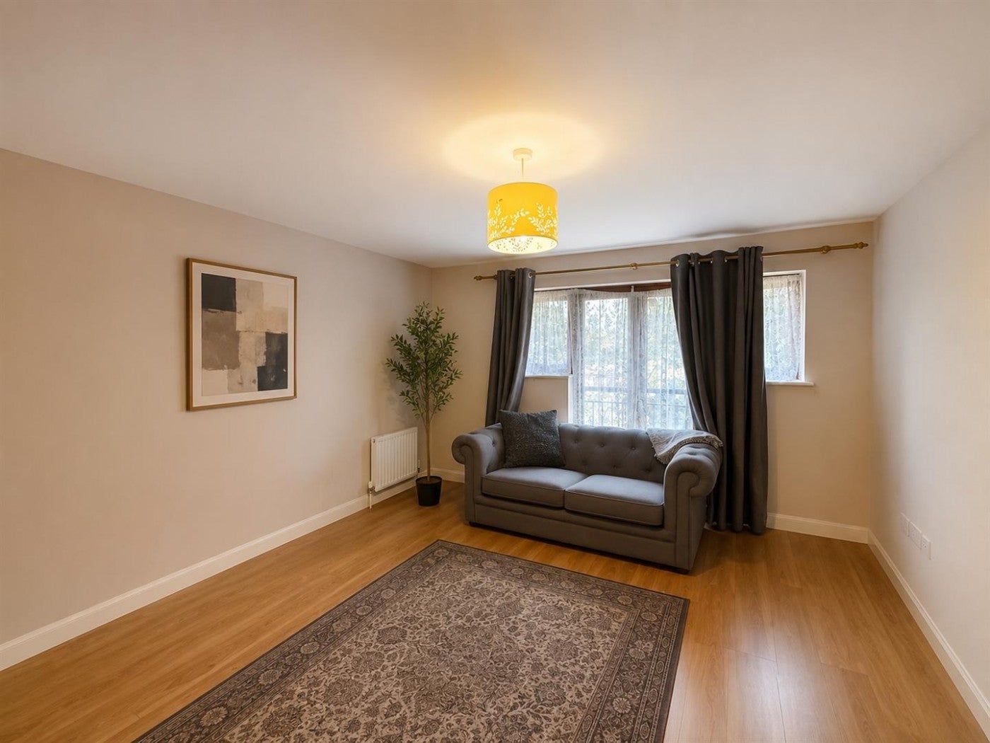 Flat Hale End Road in Greater London