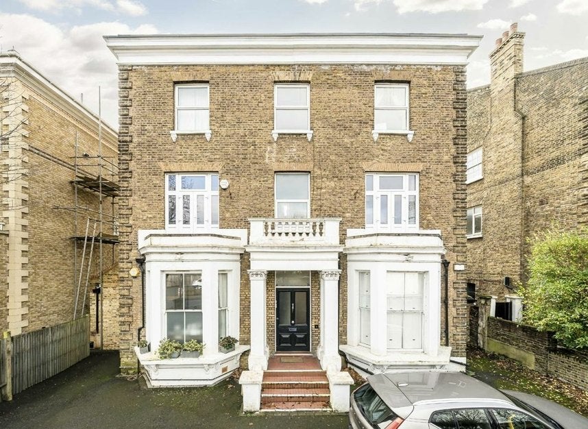 House Thurlow Park Road in Greater London
