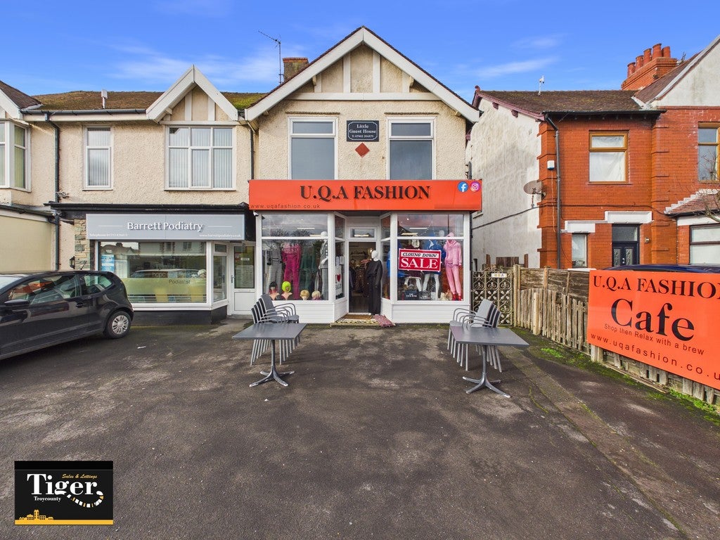 Flat Rossall Road in Borough of Wyre