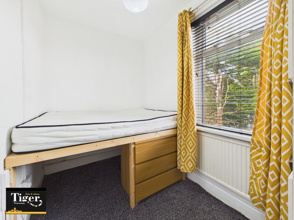 Flat Rossall Road in Borough of Wyre