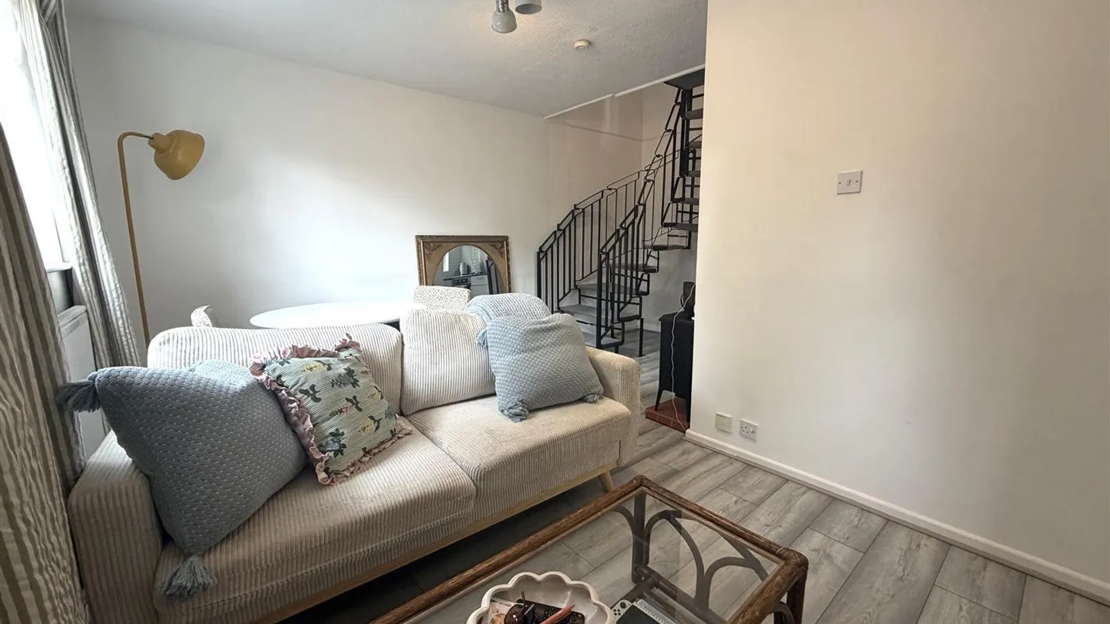 House Hambledon Close in London