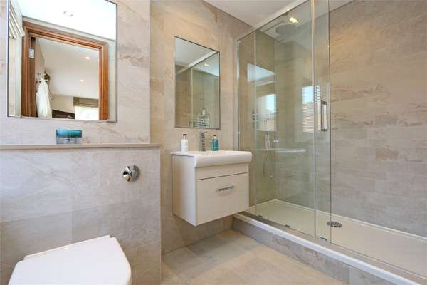 Flat Ennismore Gardens in City of Westminster