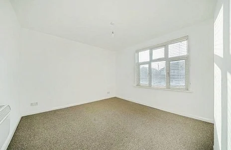 Flat Chapel Street in Thatcham