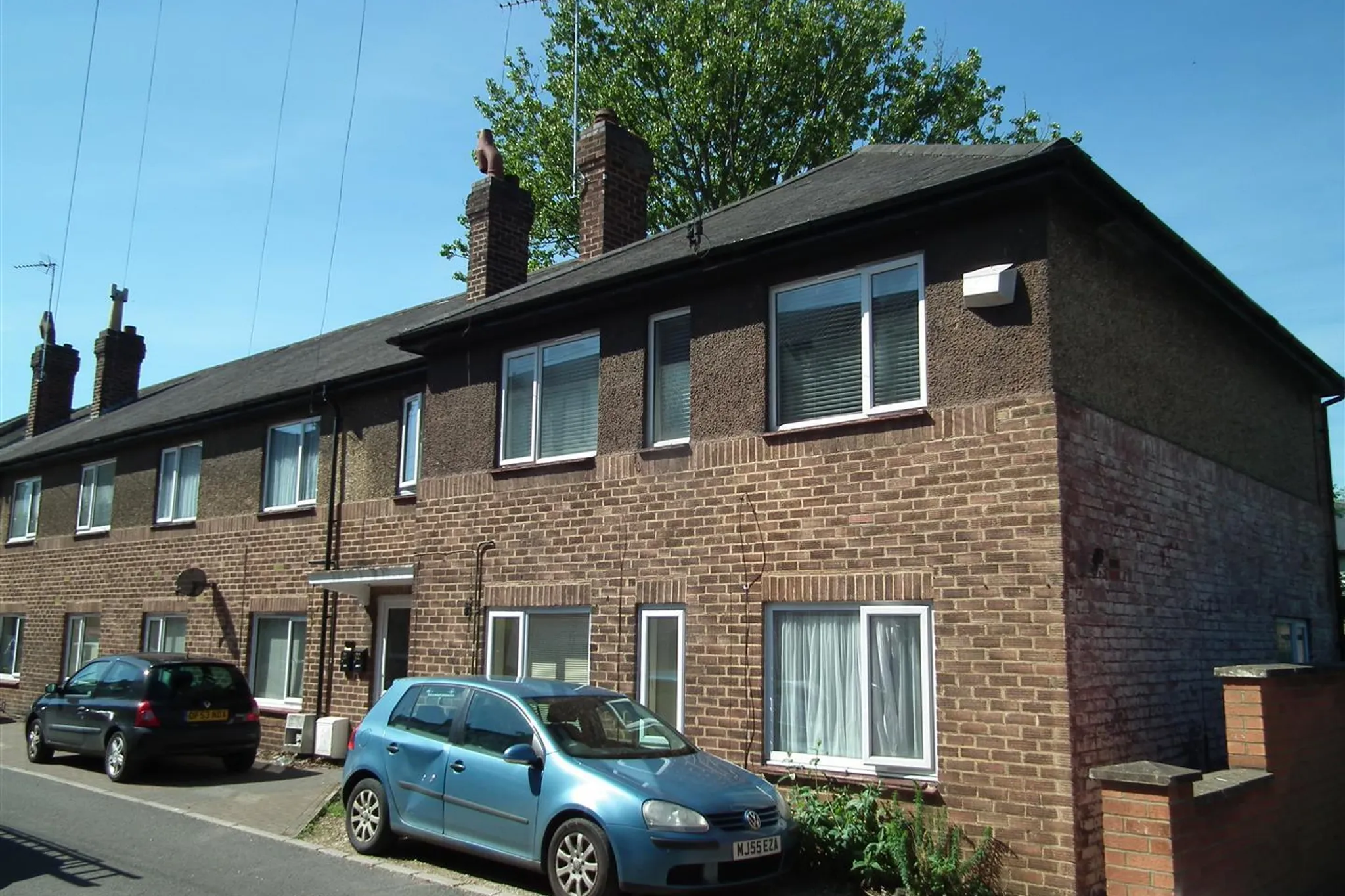 Flat Bowling Green Avenue in Kettering
