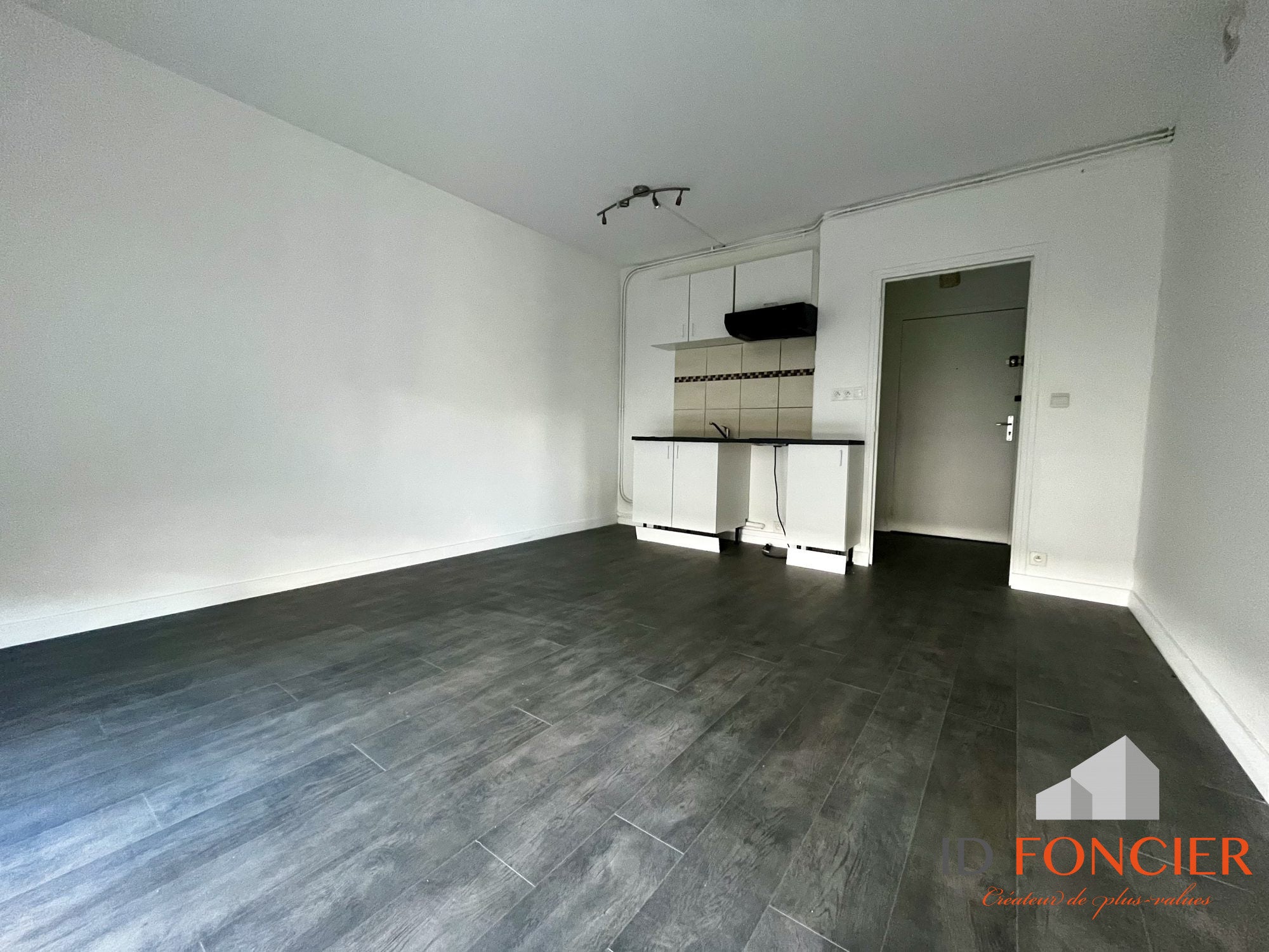Flat Rue Léontine Sohier in Longjumeau