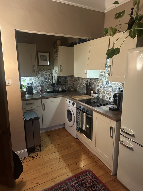 Room Buccleuch Street in Glasgow
