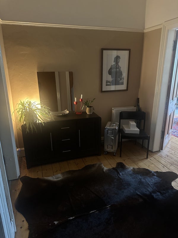 Room Buccleuch Street in Glasgow