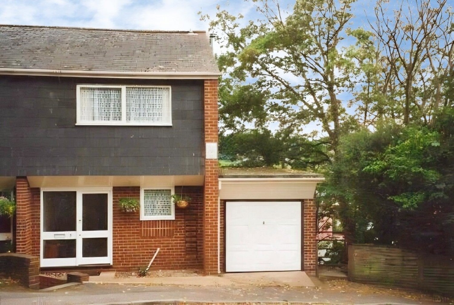House Looe Road in Exeter