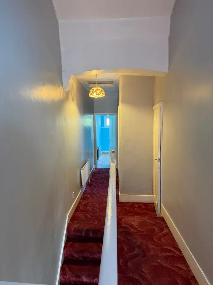 House Mostyn Avenue in Greater London