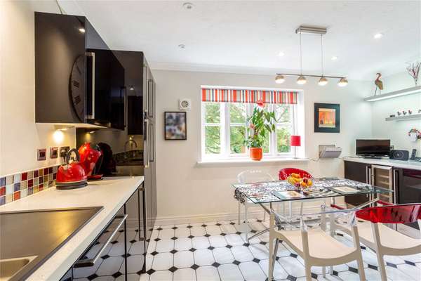 Flat Sir Joseph's Walk in St Albans