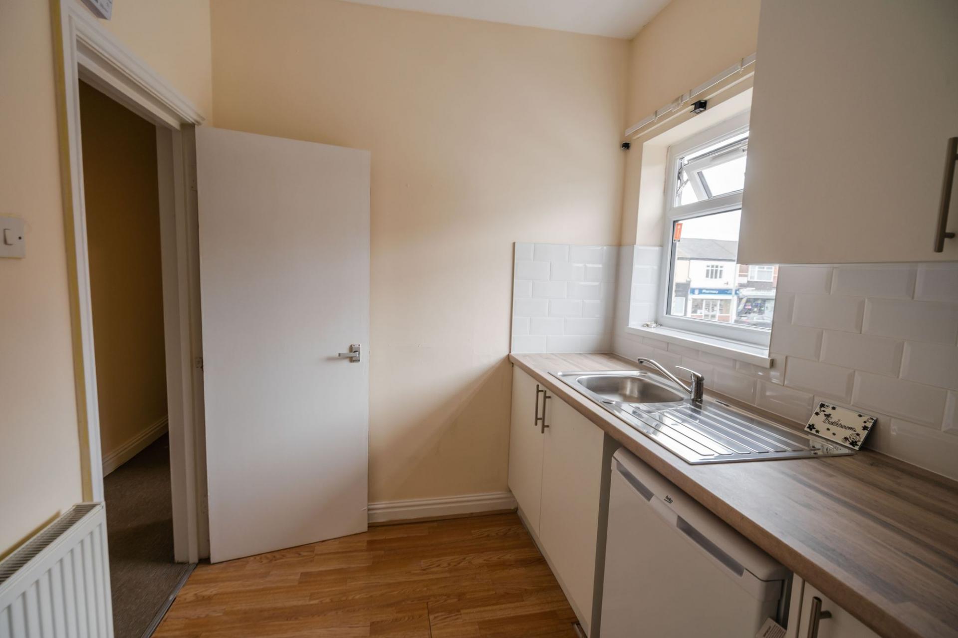 Flat Grimsby Road in Cleethorpes